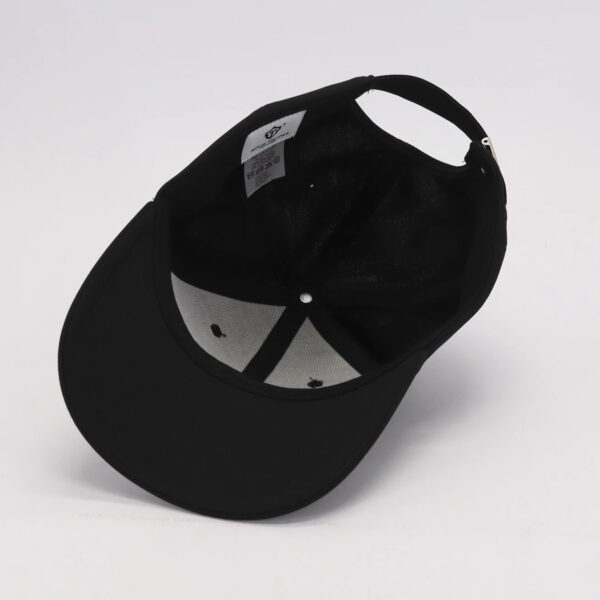 Gorra negra