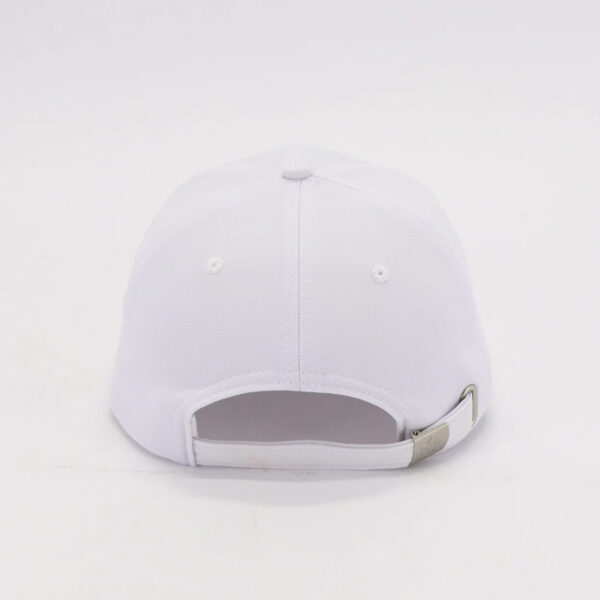 Gorra blanca