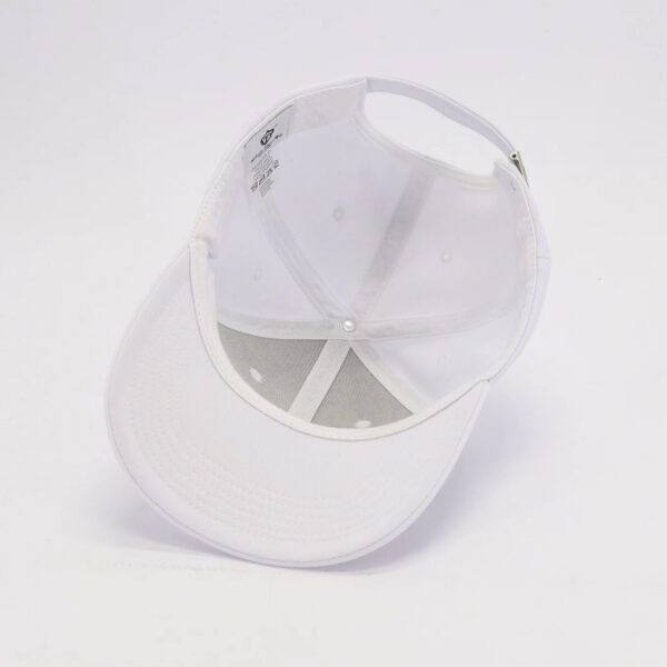 Gorra blanca