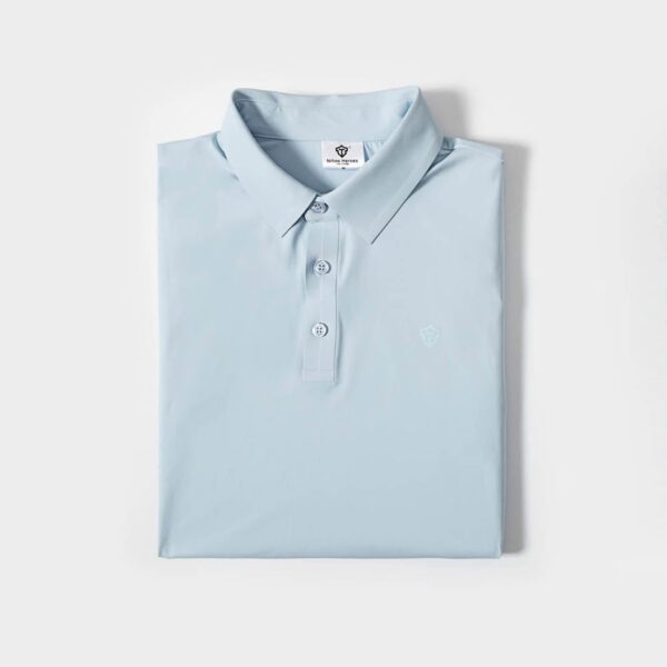 Polo azul pastel